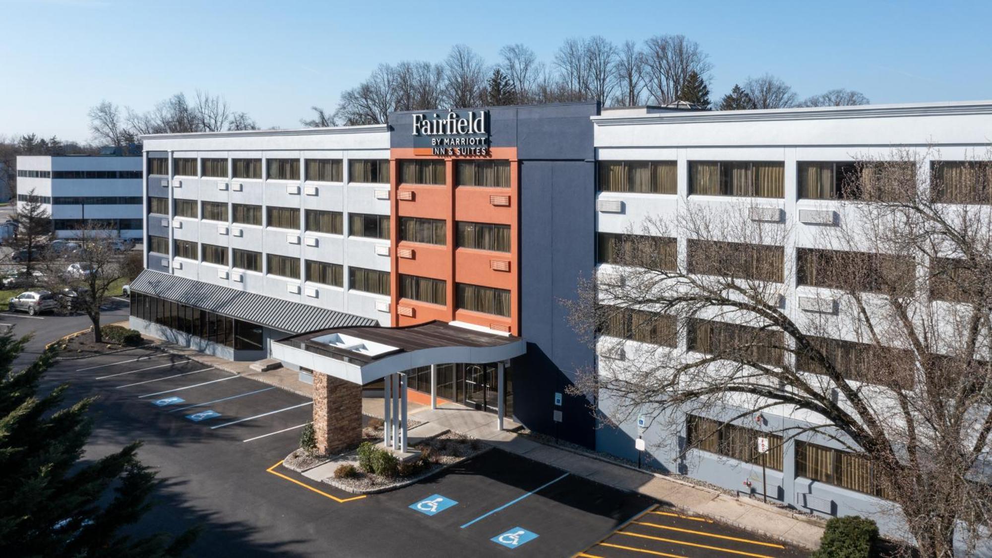 Fairfield Inn & Suites Parsippany Exterior photo