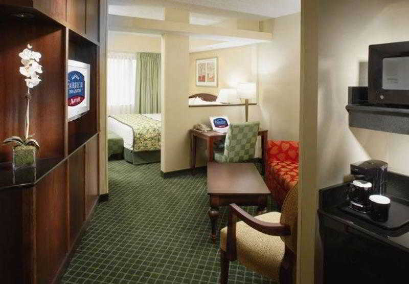 Fairfield Inn & Suites Parsippany Exterior photo